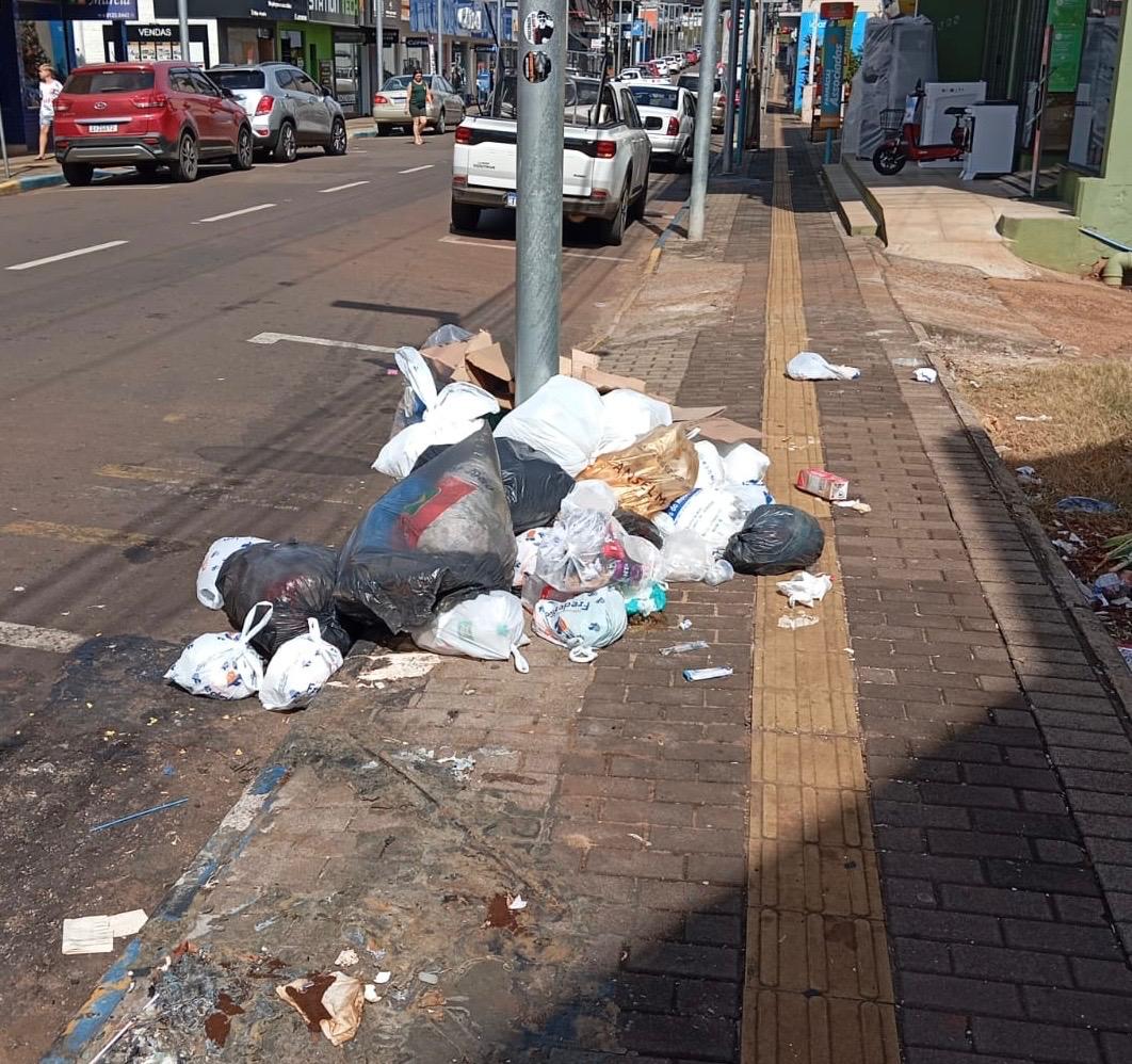 Teutônia reforça orientações sobre descarte adequado do lixo e preservação de contêineres