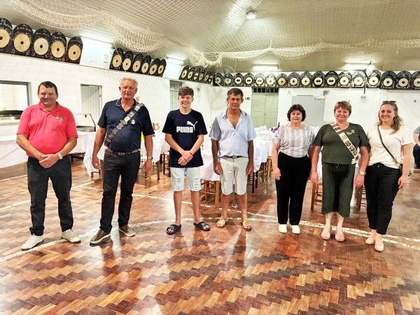 Em Linha Clara, Baile do Rei oficializa melhores atiradores