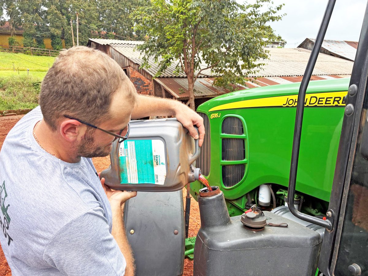 Produtores enfrentam dificuldades para garantir o abastecimento das máquinas agrícolas. Combustível é um dos principais insumos para manter as operações nas propriedades rurais. Foto: Marco Mallmann