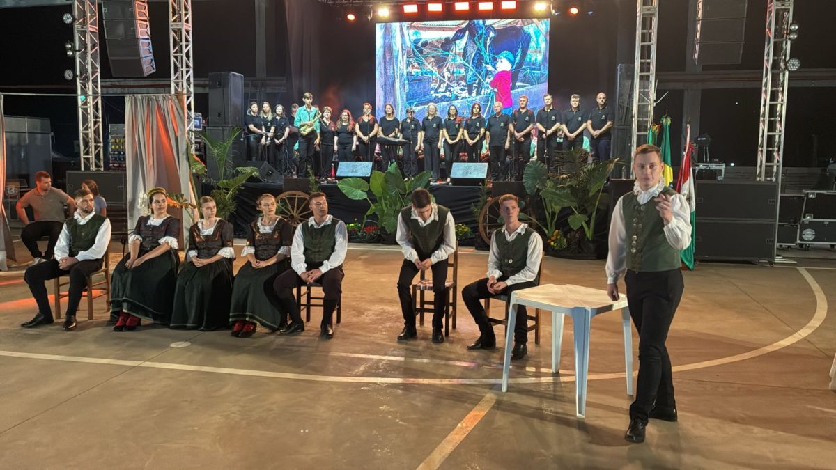 Homenagens, arte e música marcam abertura oficial da “Westfália em Festa – 30 anos”