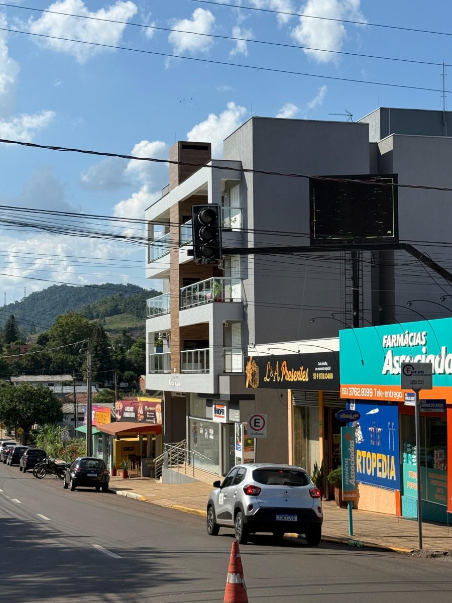 Semáforo do Bairro Canabarro está temporariamente inoperante