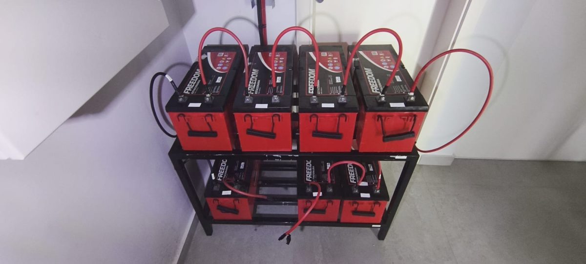 Superaquecimento de baterias provoca evacuação de salas no Bairro Languiru