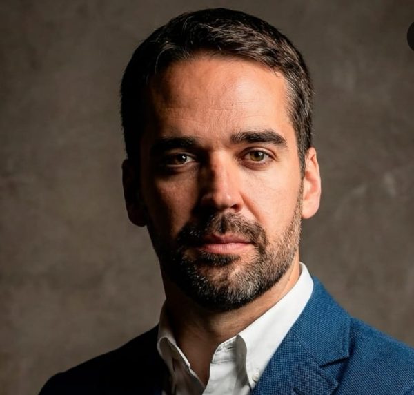 Eduardo Leite oficializa pré-candidatura à presidência