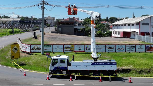 Certel amplia estrutura com nova equipe de rede energizada