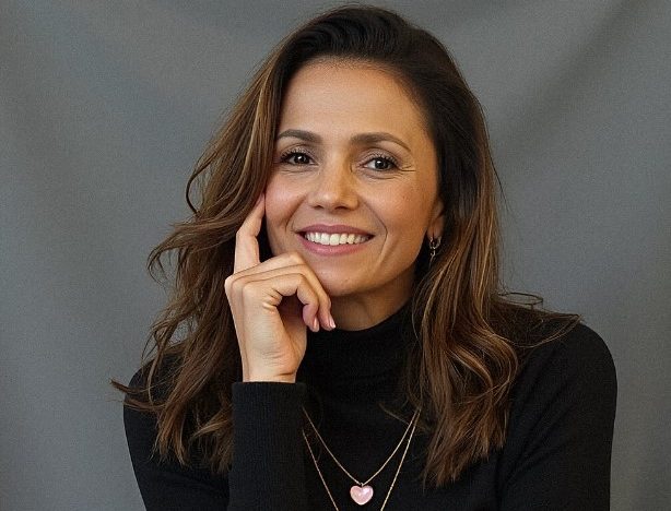 Palestrante irá compartilhar conhecimentos sobre felicidade e como conectá-los à rotina corporativa 