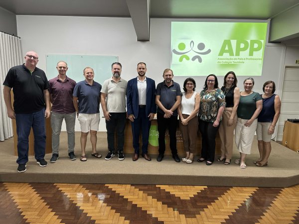 Associação de Pais e Professores do Colégio Teutônia elege nova diretoria