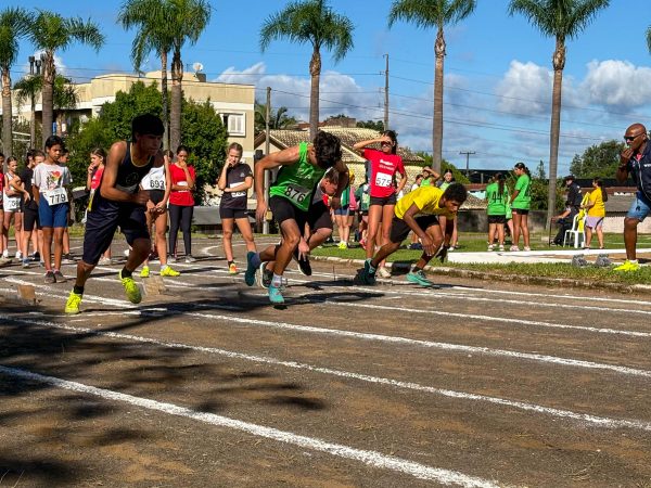 Troféu Teutônia de Atletismo reúne mais de 400 atletas de 15 equipes
