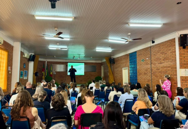 Fazenda Vilanova promove seminário com a presença de 30 municípios