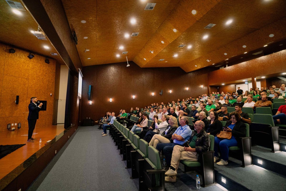 Sicredi Ouro Branco realiza 1º Encontro de Parceiros do Agro em Teutônia