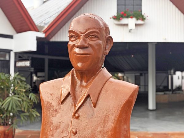 Sede do Executivo teutoniense terá nome de ex-prefeito