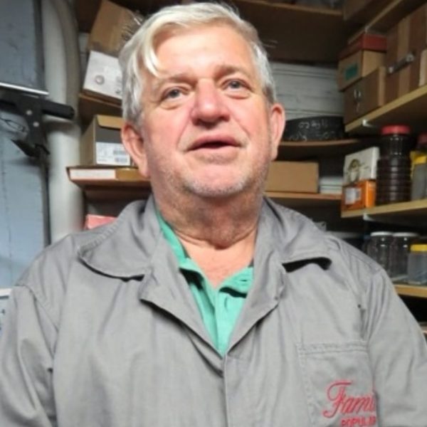 Morre Arno von Mühlen, o Famil, fundador da Rádio Popular