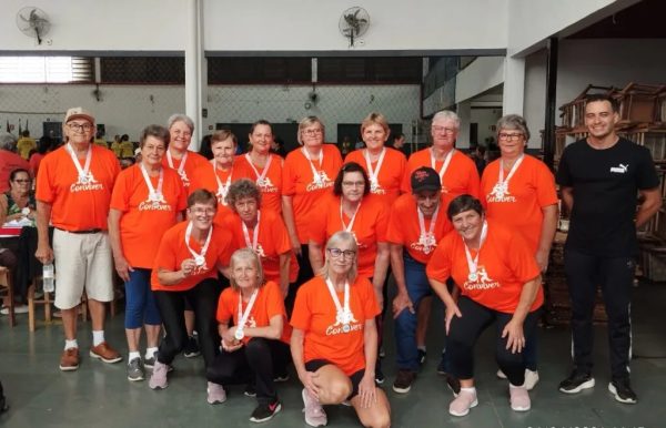 Equipe de Westfália participa de encontro regional de câmbio em Arroio do Meio