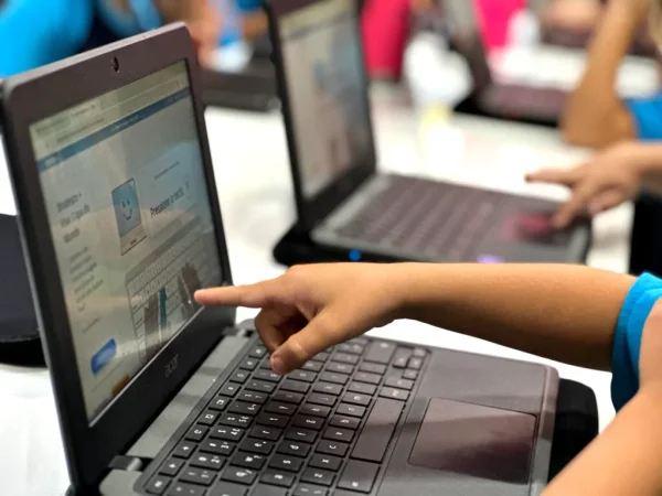 Westfália lança campanha para incentivar uso equilibrado da tecnologia na infância