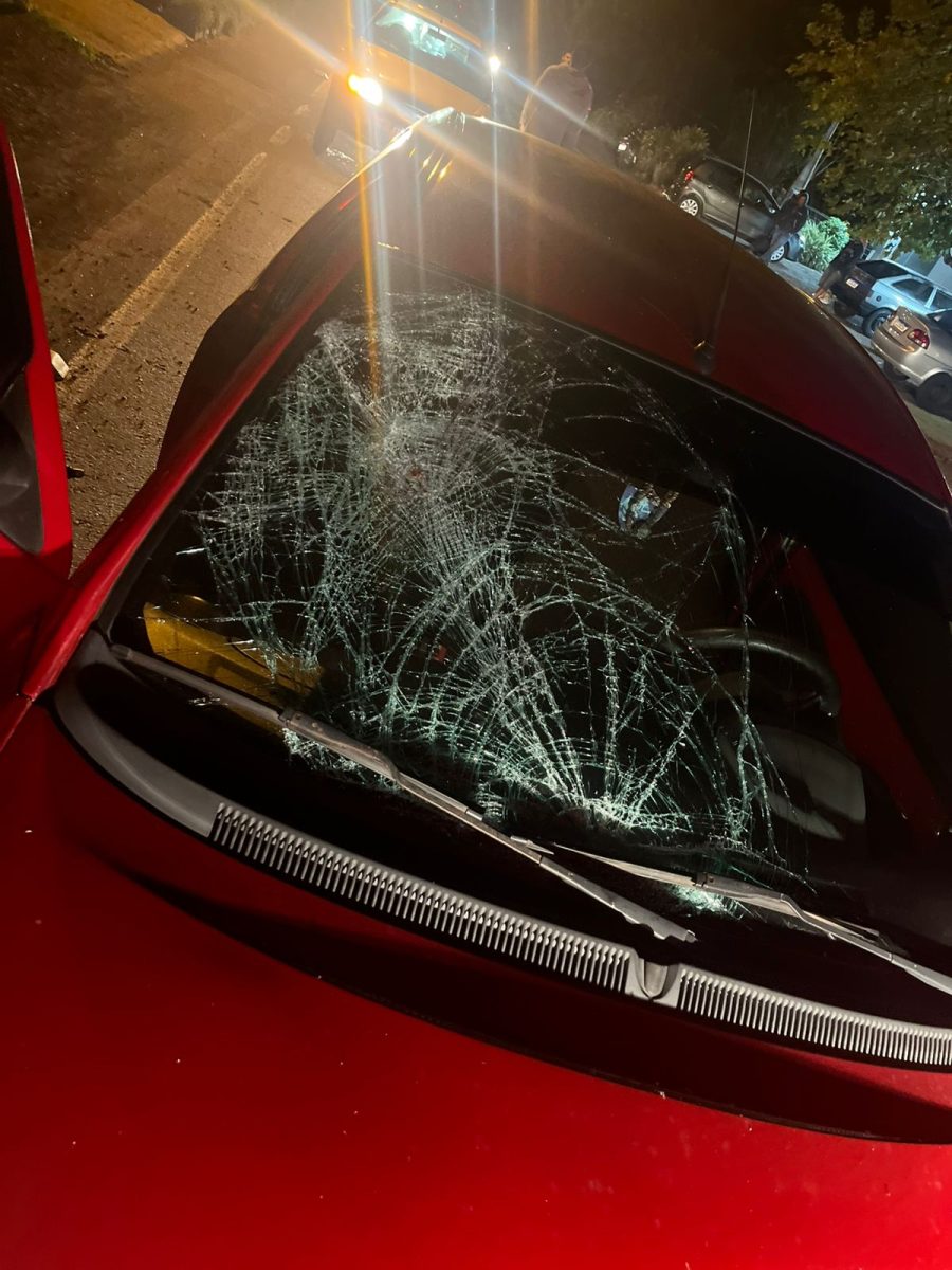 Homem é atropelado por carro na Rua Maurício Cardoso