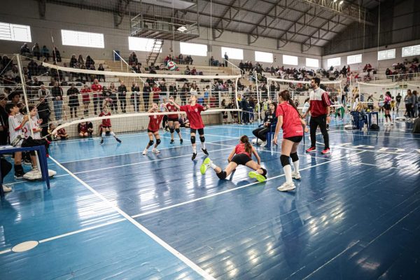 Copa RS de Mini Vôlei reúne 96 equipes e movimenta mais de 1,5 mil pessoas
