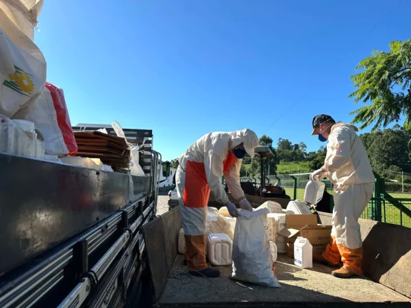 Westfália recolhe mais de 1,4 mil embalagens de agrotóxicos