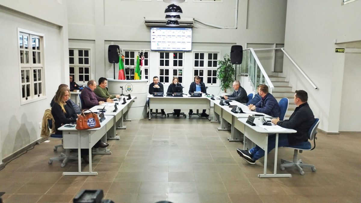 Veto do Executivo a projeto que previa construção de calçadas por donos de imóveis em vias pavimentadas foi mantido| Foto: Volnei Costa VF Produtora/divulgação