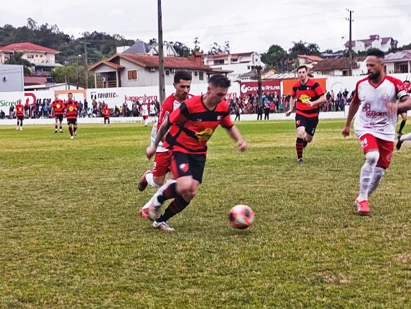 Canabarrense e Flamengo decidem o Intermunicipal