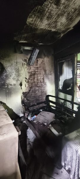 Vizinhos controlam princípio de incêndio em residência