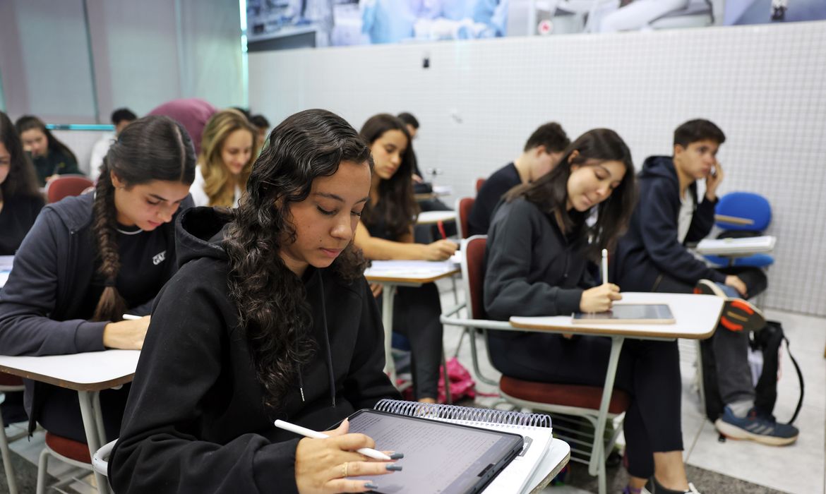 Prouni registra 529,7 mil inscrições para o segundo semestre de 2026