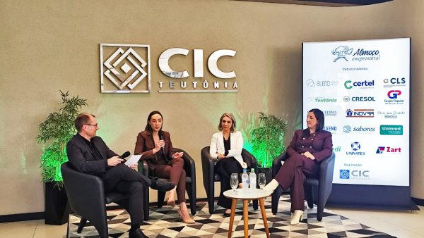 Painel debate os desafios das relações de trabalho