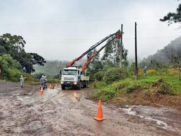 Certel Serviços fortalece obras de infraestrutura elétrica