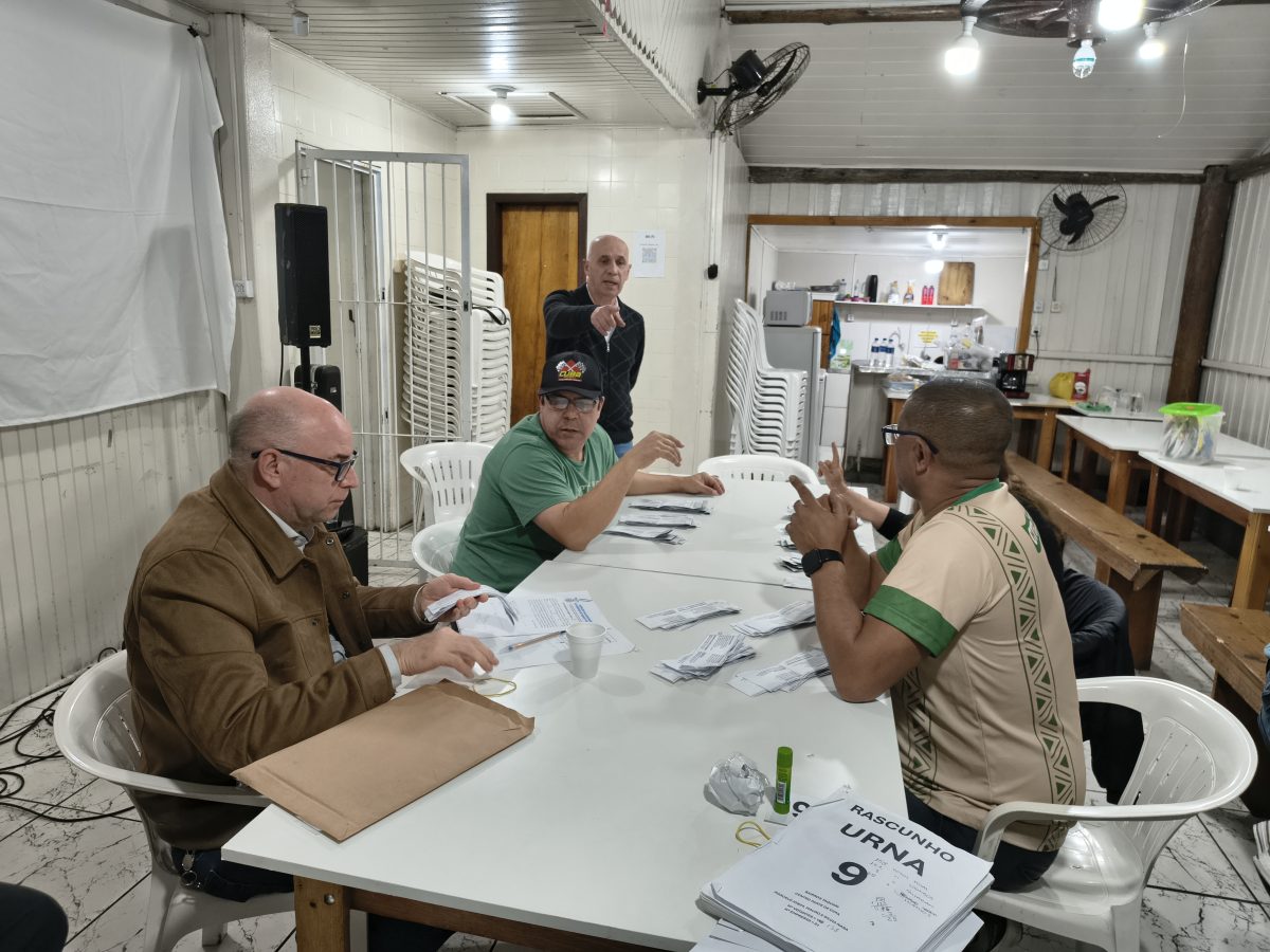 Comerciários reelegem diretoria do Sindicomerciários de Taquari e Região