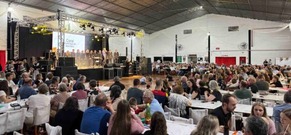 Cultura Para Todos reúne grupos artísticos em Linha Schmidt