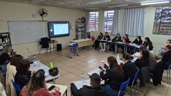 Rede municipal debate equidade, inclusão e educação midiática