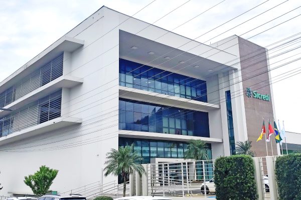 Da mobilização de 24 produtores aos 130 mil associados no RS e MG