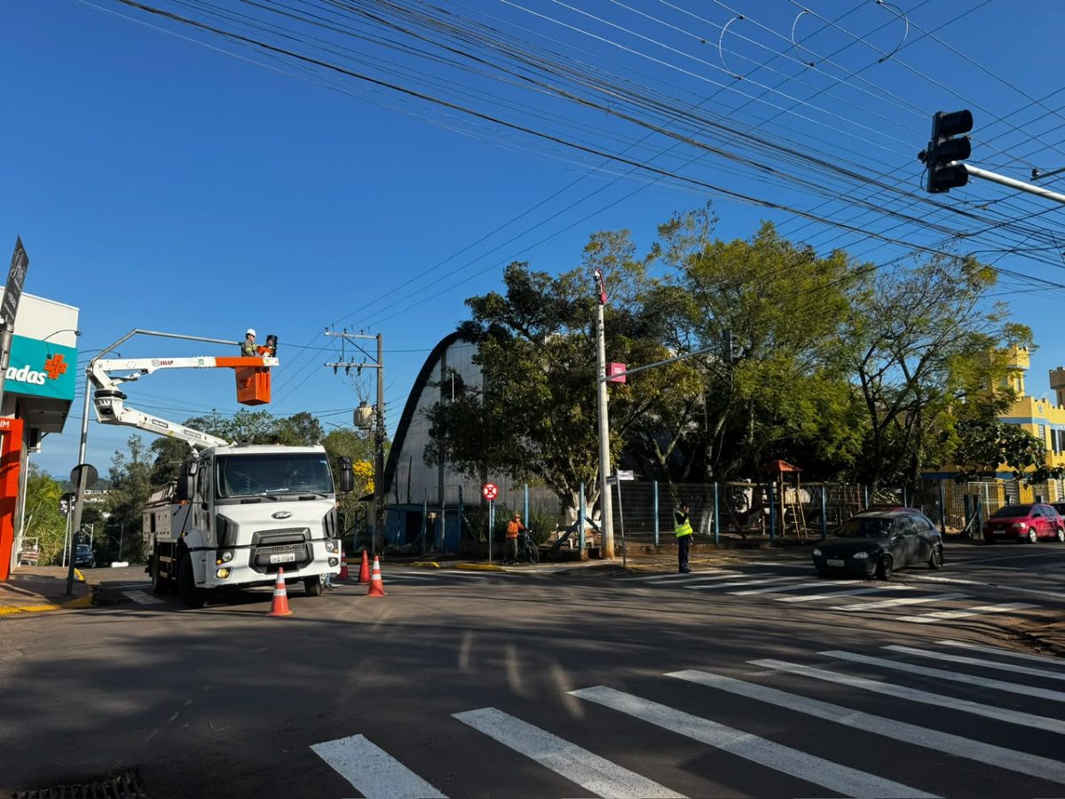 Novo semáforo começa a operar em 1º de setembro no bairro Canabarro
