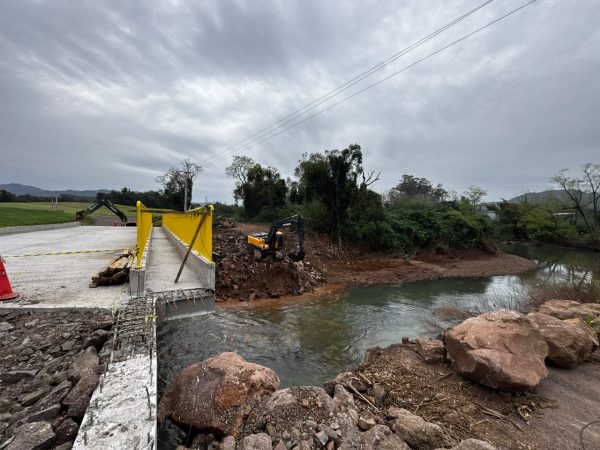 Construção da nova ponte entre Linha Clara e Pontes Filho entra na fase final