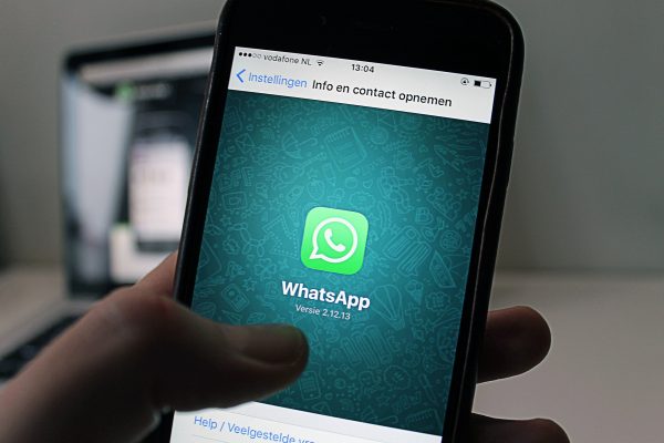 Usuários relatam bloqueios e perda de acesso ao WhatsApp