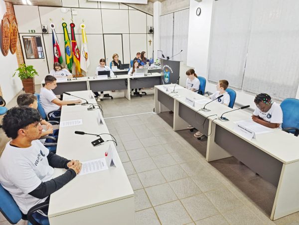 Jovens poçoantenses encaminham pedidos de indicações