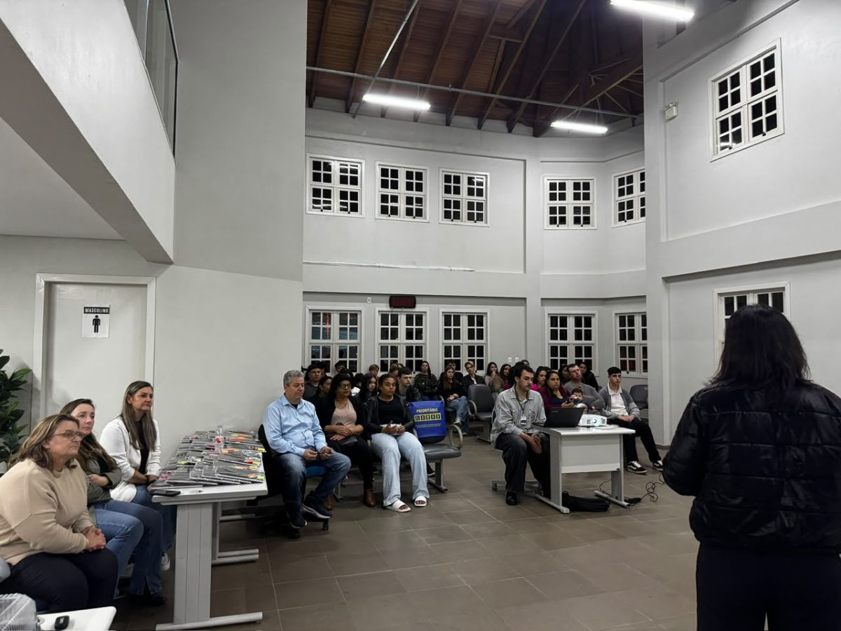 Curso prepara 35 adolescentes para o mercado de trabalho