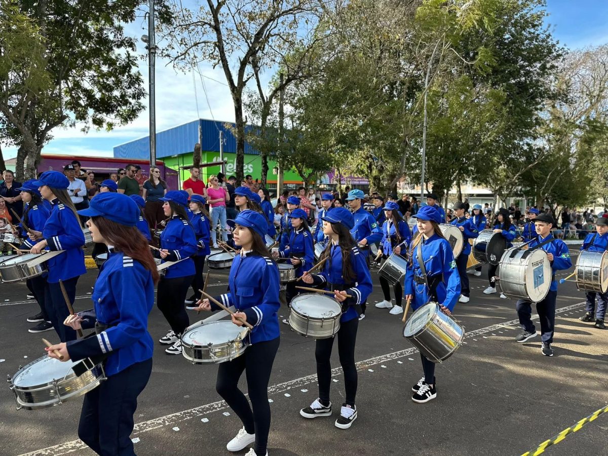 Desfile Cívico será realizado neste domingo em Fazenda Vilanova