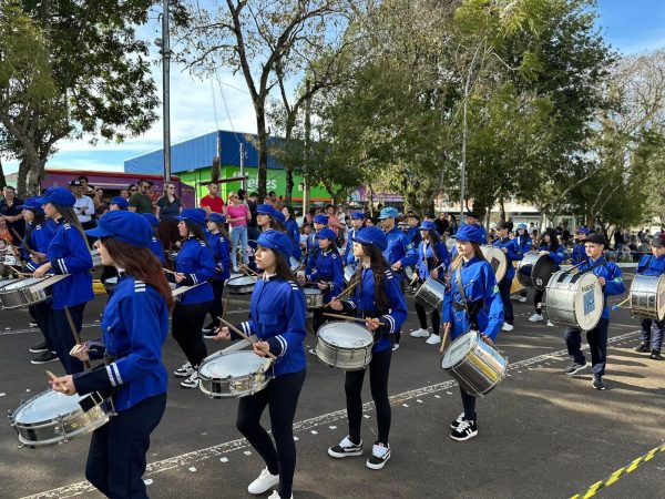 Desfile Cívico será realizado neste domingo em Fazenda Vilanova