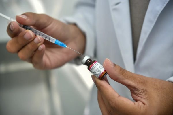 Casos de sarampo em outros estados reforçam alerta no RS