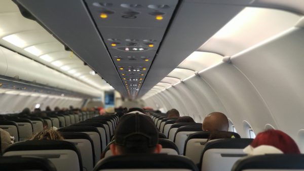 Passageiro indisciplinado pode pagar R$ 17,5 mil e ficar um ano sem voar