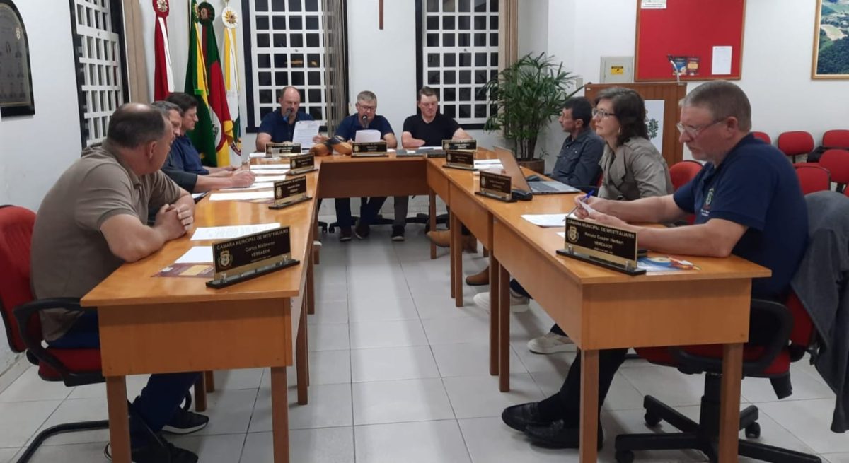 Vereadores aprovam orçamento de R$ 53,6 milhões para 2027