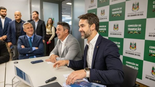 Leite e Zucco iniciam transição de governo