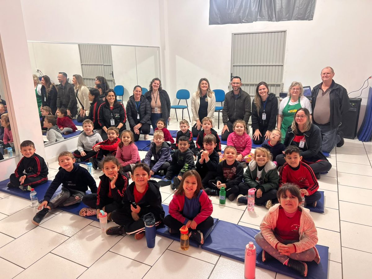 Cine Biblioteca promove manhã de lazer para crianças em Paverama