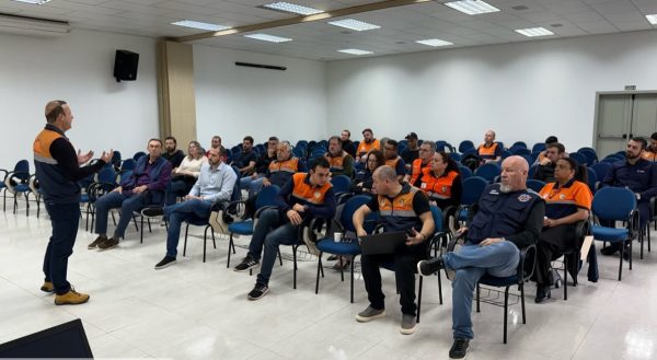 Coordenadores de Defesa Civil debatem resposta a desastres em Teutônia