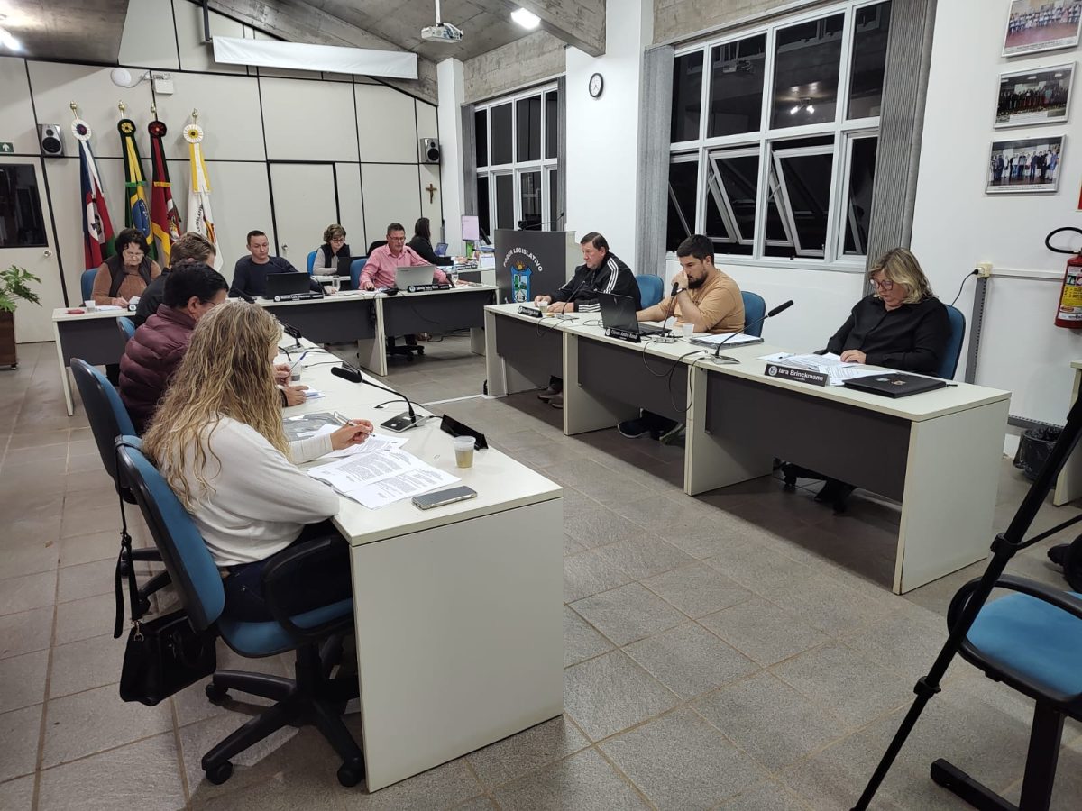 Vereadores de Poço das Antas aprovam aumento à Equipe Volante Municipal de Fiscalização
